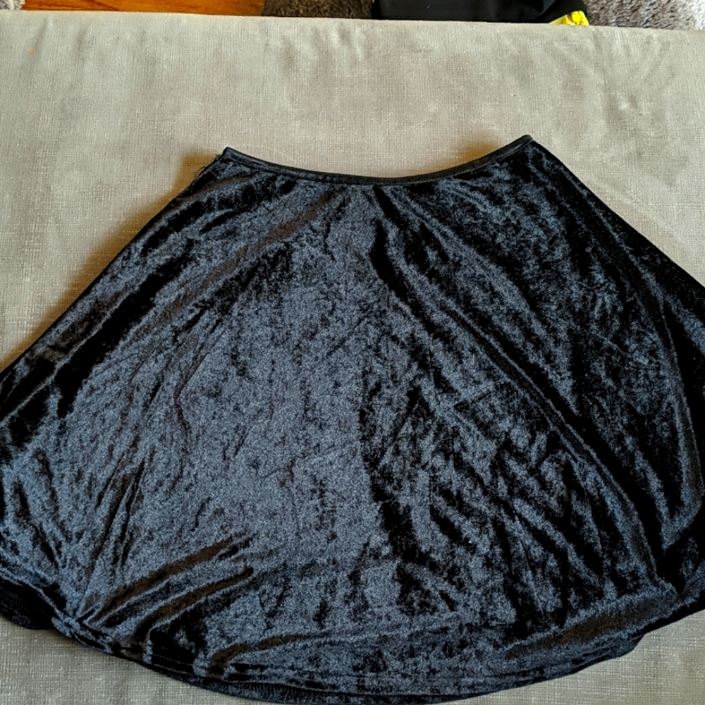 Crushed black velvet mini skirt